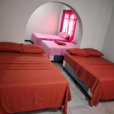 Hotel Galilea El Centro Guatemala-Stad Buitenkant foto